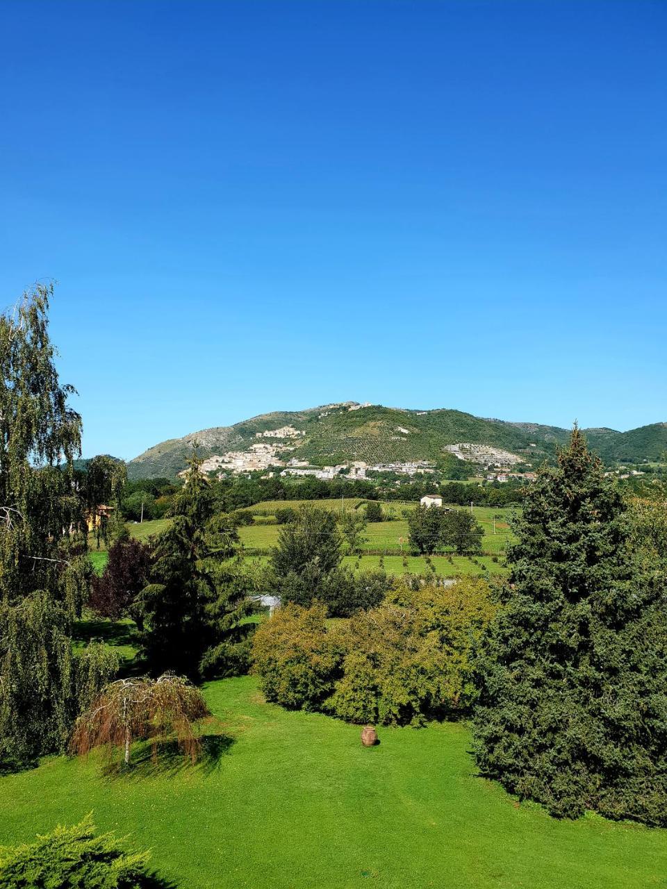 Agriturismo Di Charme Erbadoro Alvito Luaran gambar