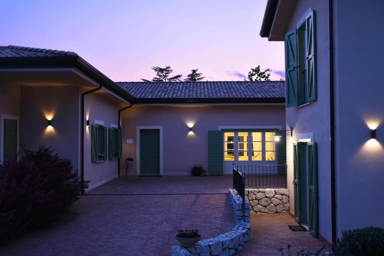 Agriturismo Di Charme Erbadoro Alvito Luaran gambar